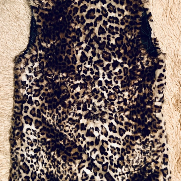 1960s-Style Leopard Print Faux Fur Long Vest (Unisex) - Picture 2 of 6